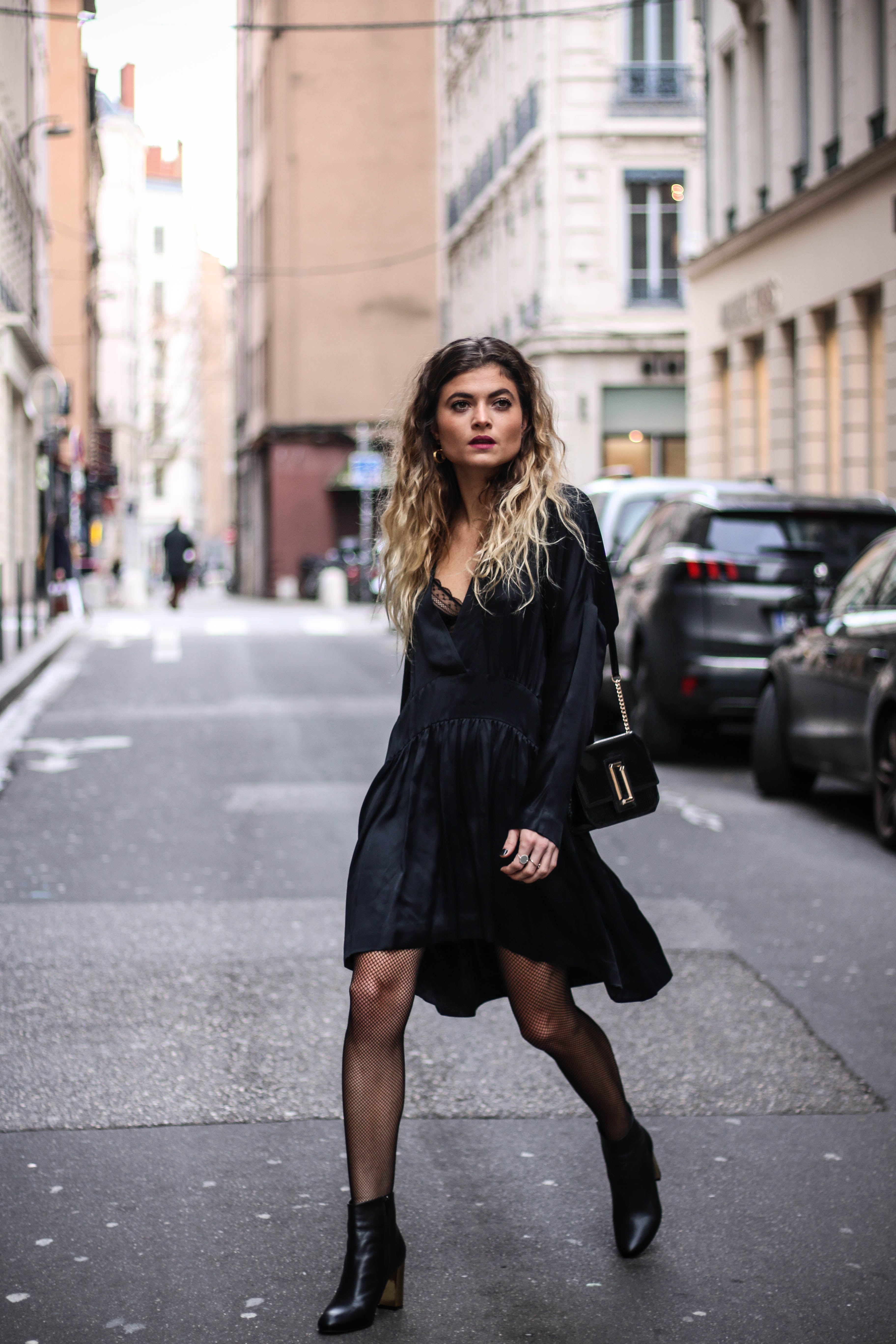 La robe noire Marie and Mood Blog mode et lifestyle