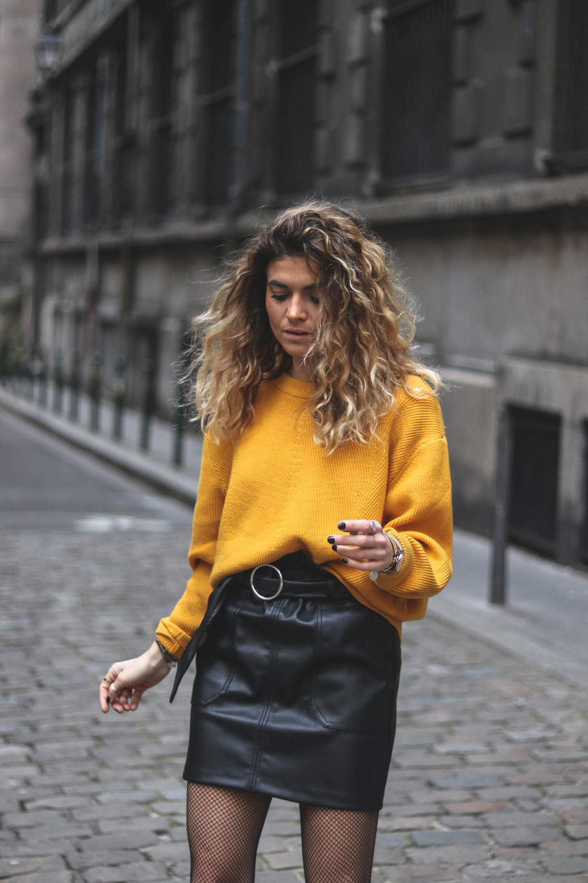 pull jaune zara marie and mood