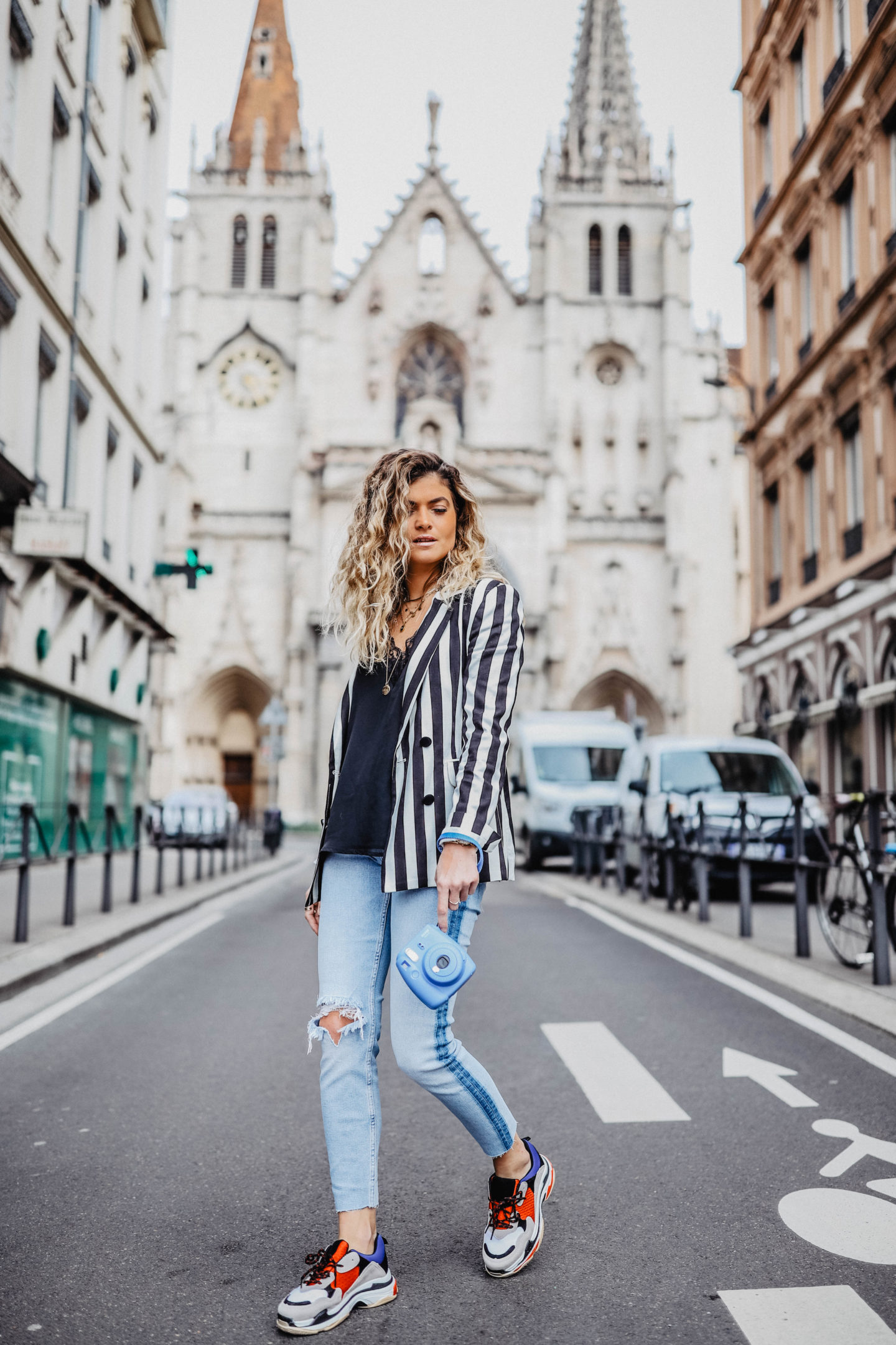 veste à rayures et ugly shoes marie and mood