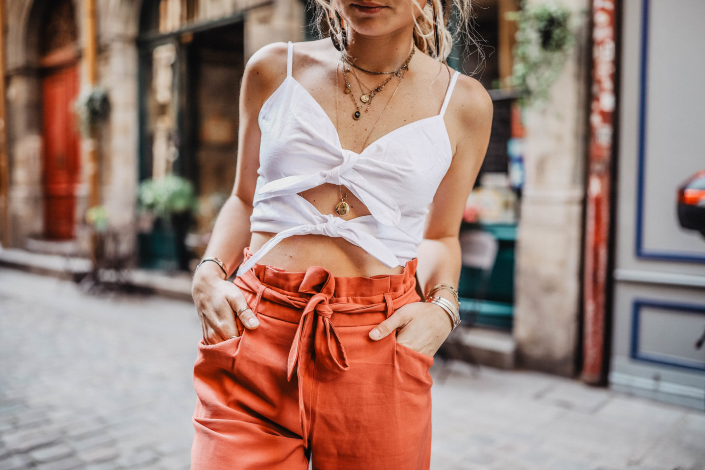 Close up crop top missguided marie and mood