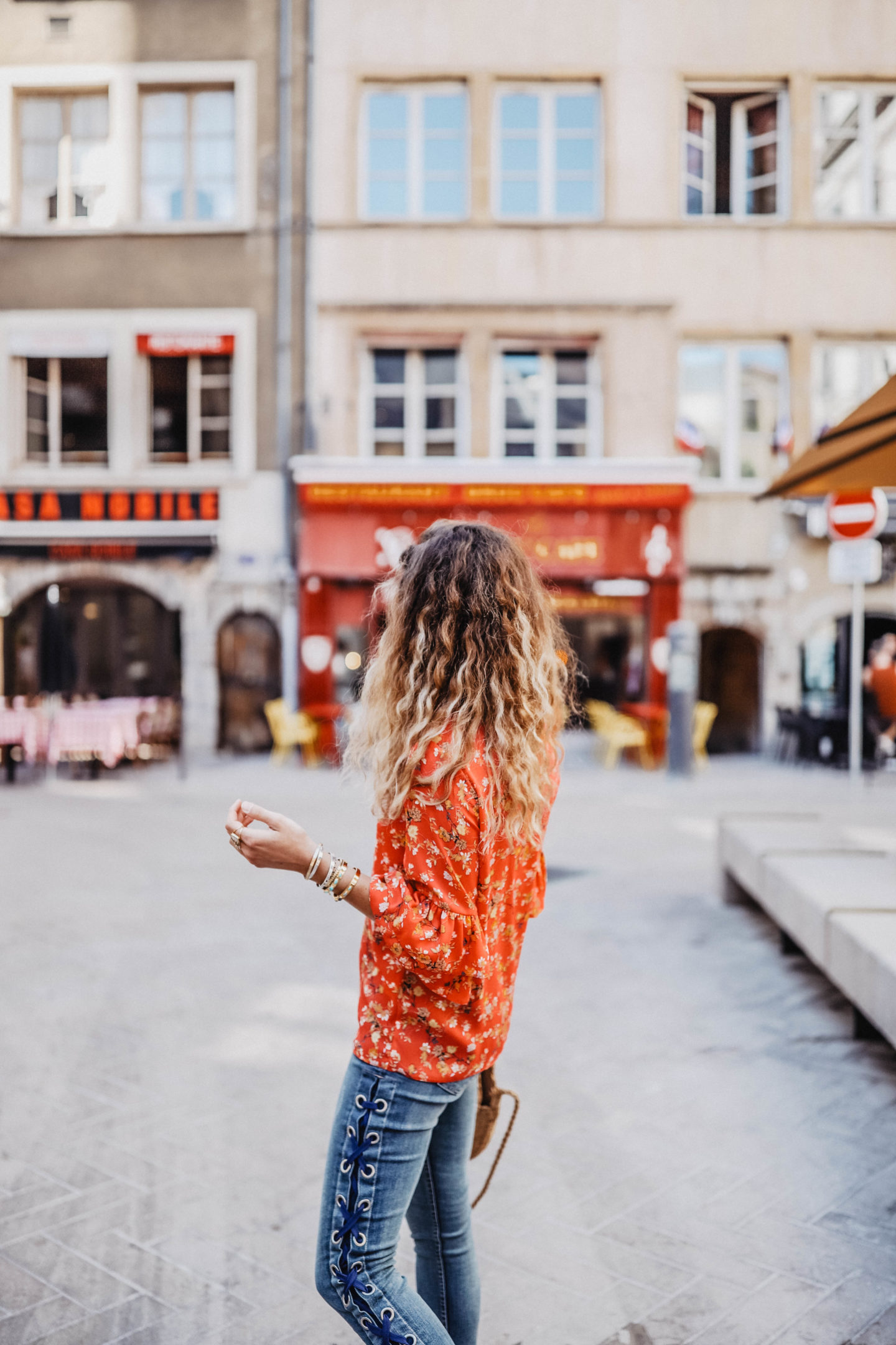 Tendance blouse fleurie marie and mood