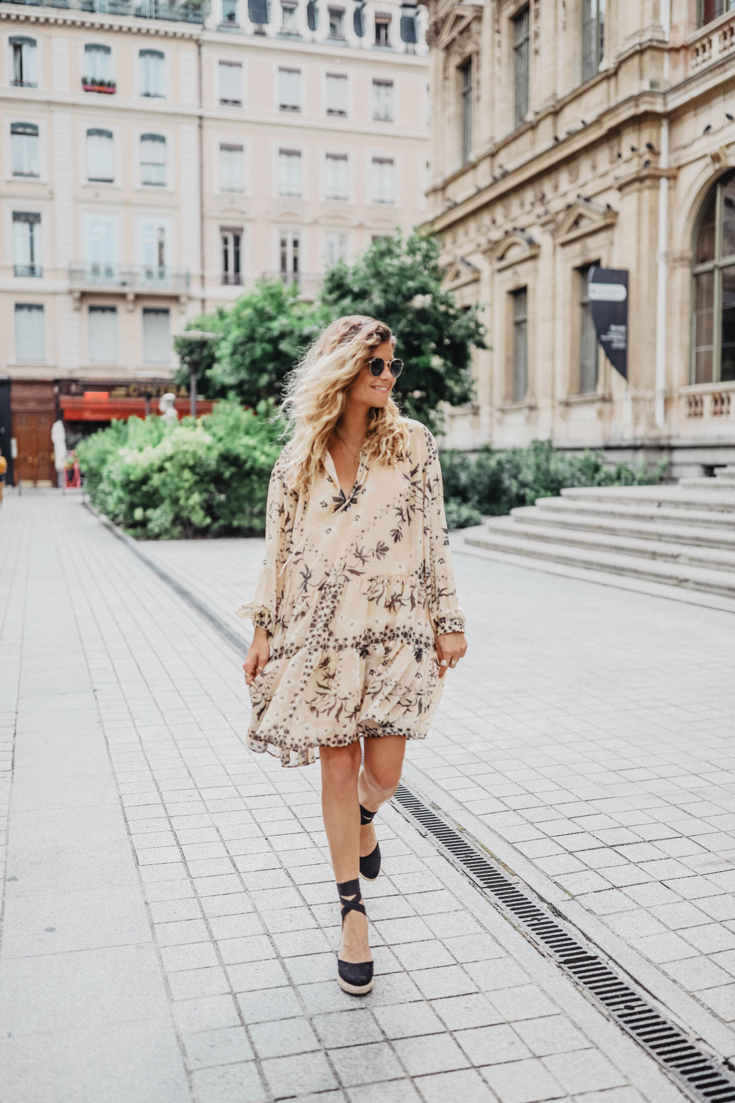 fashion and lifestyle blogger marieandmood