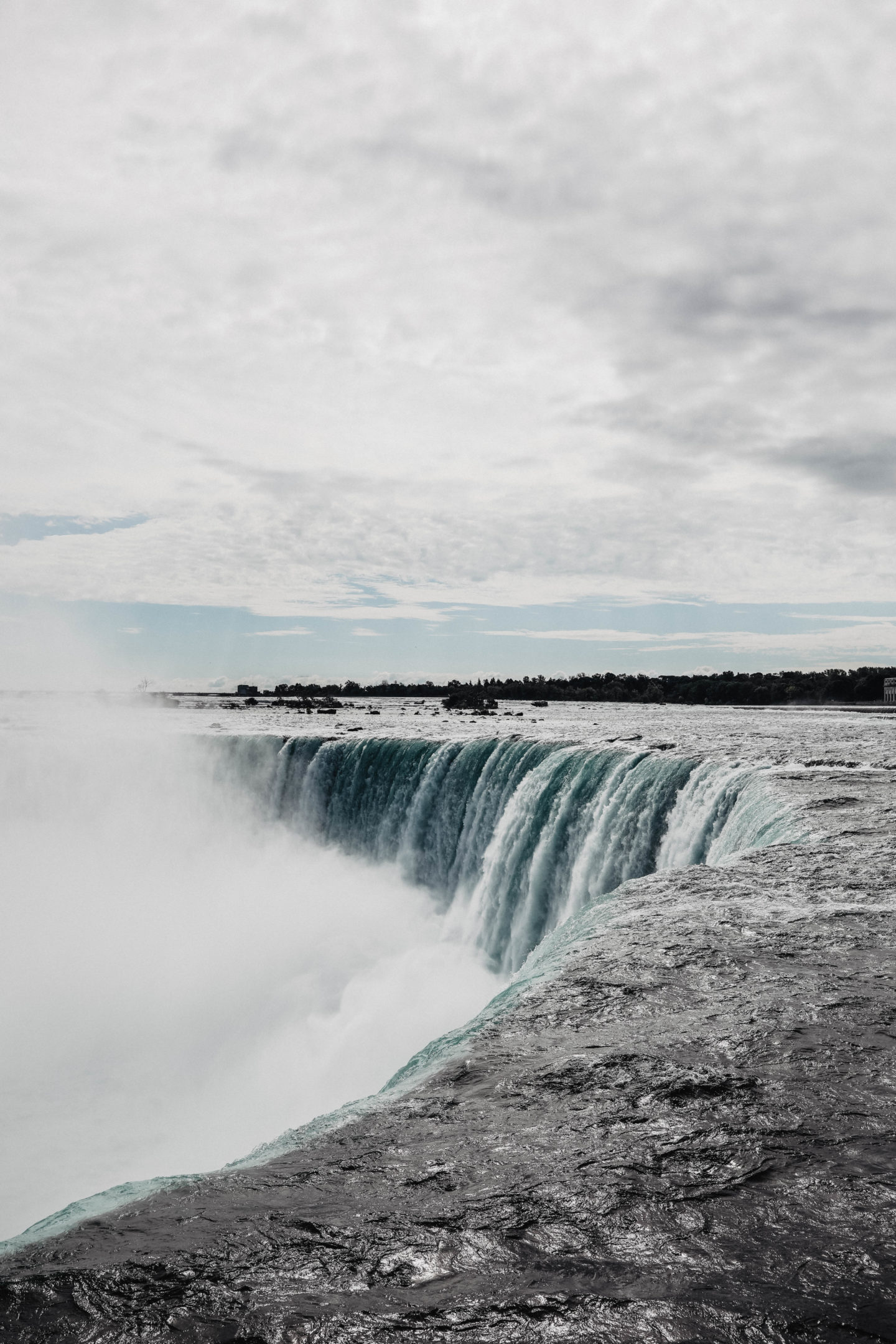 Chute du Niagara "Fer à cheval" marie and mood 