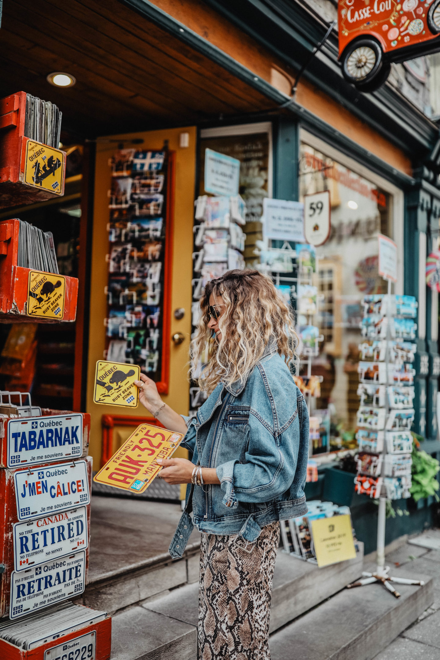Lifestyle blogger marie and mood Canada
