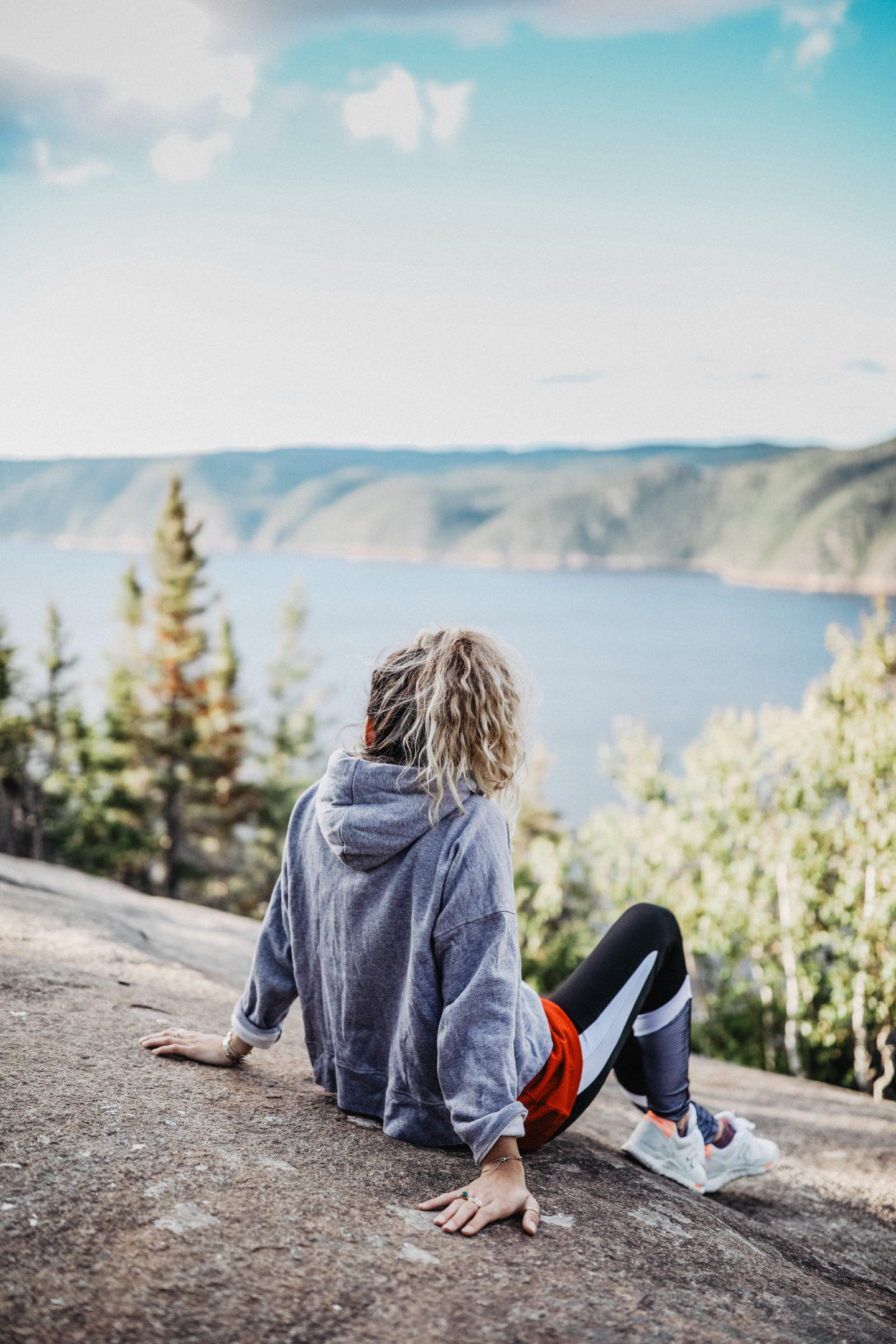 Tenue de sport roadtrip Quebec marie and mood blog