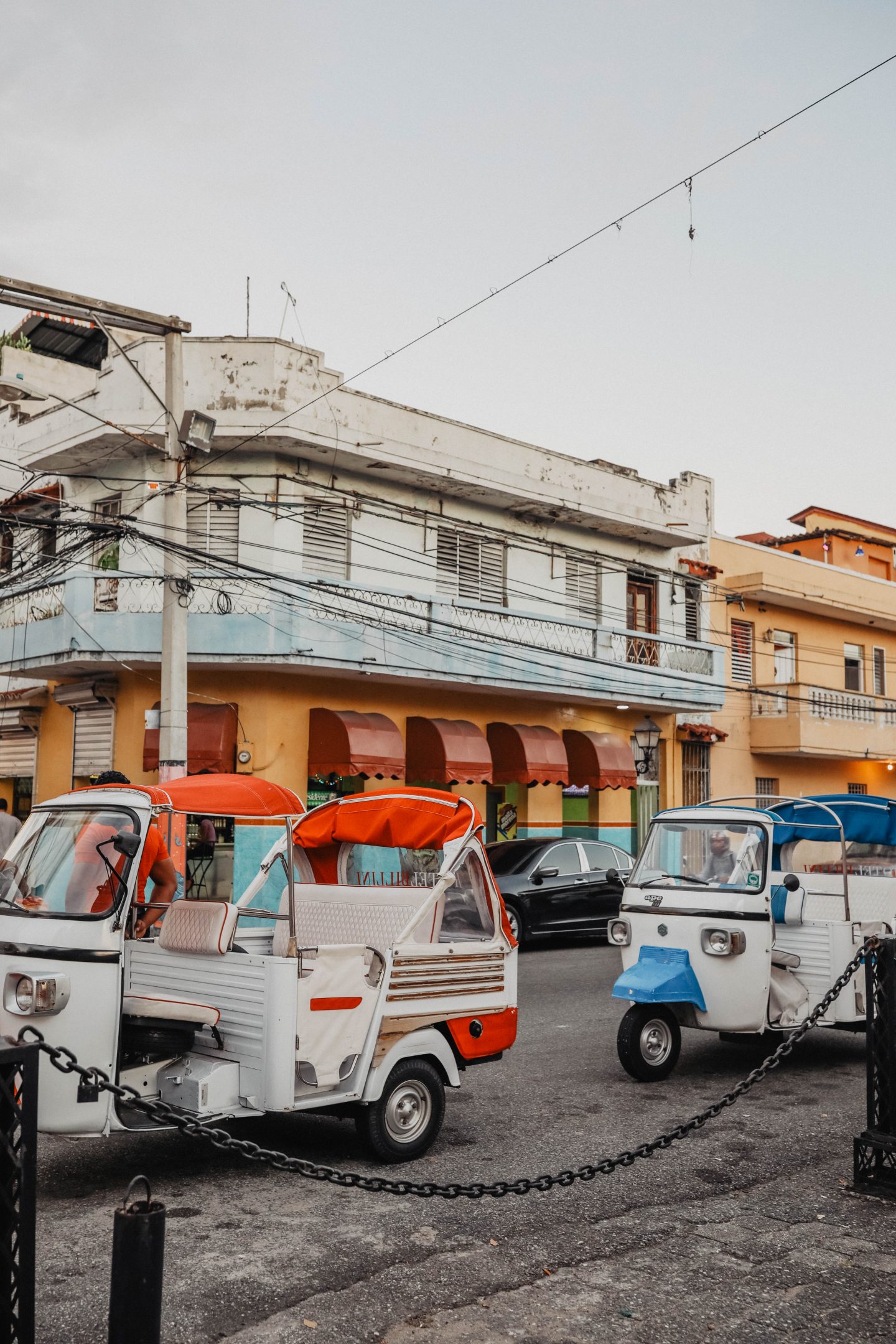 Sortie tuk tuk quartier colonial Saint Domingue