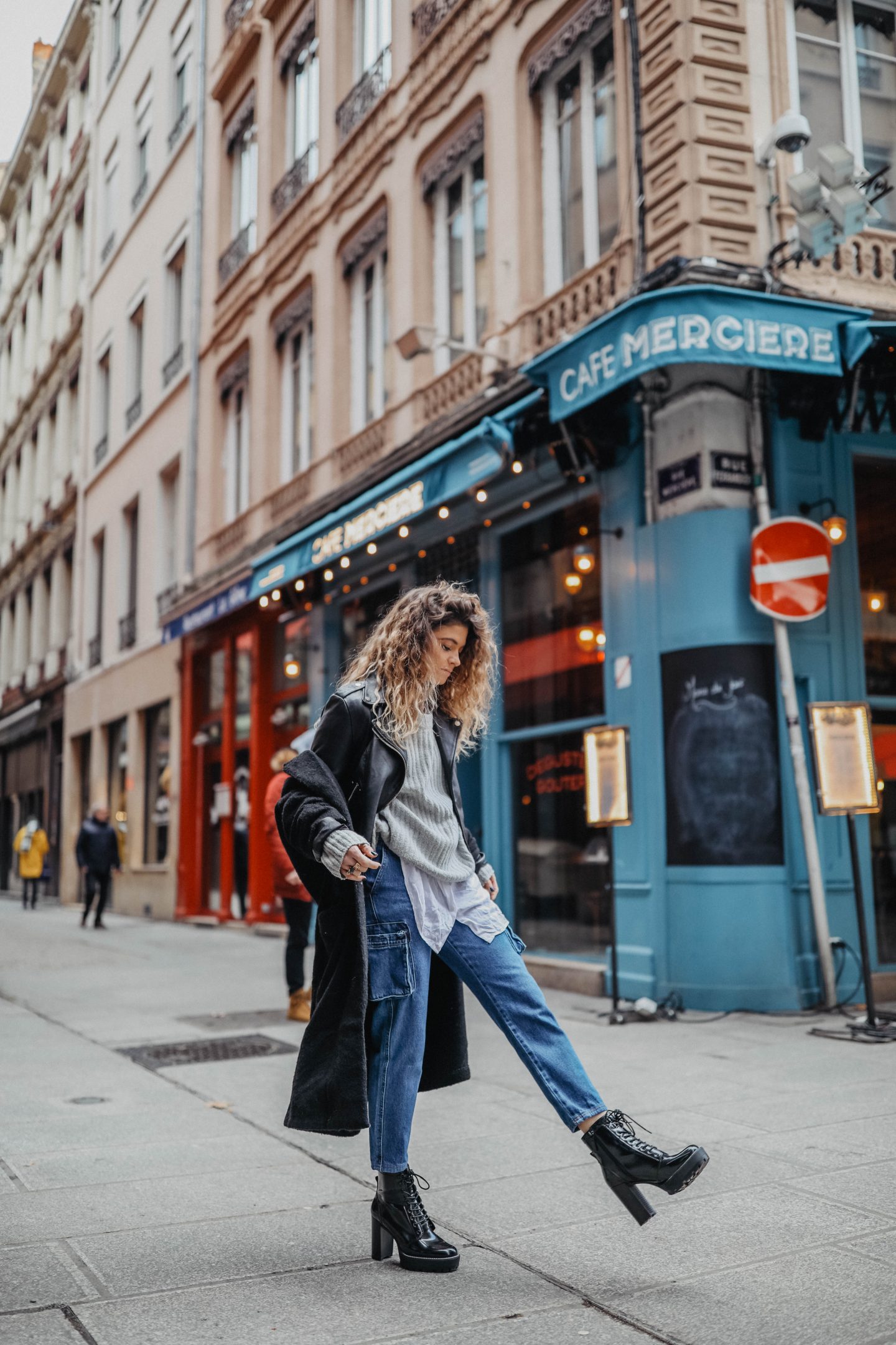 Idée look pantalon cargo marie and mood blog